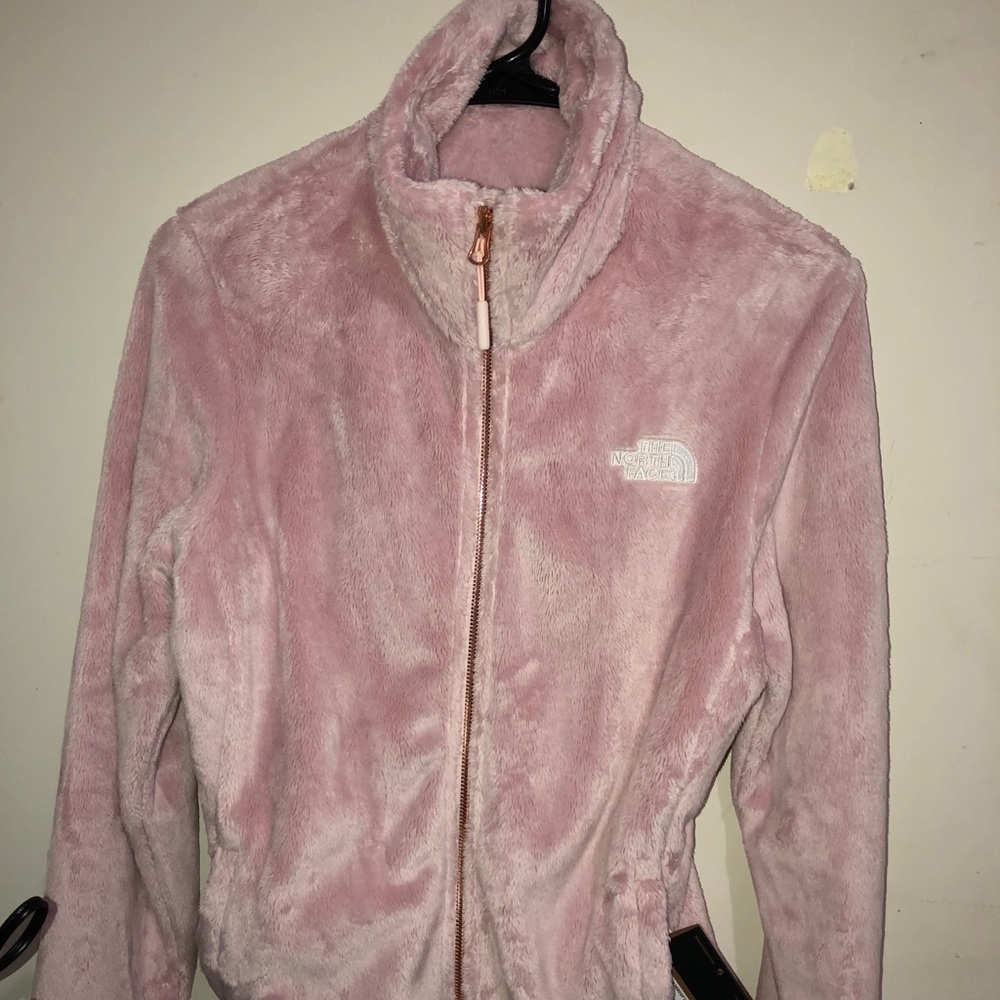 Northface fuzzy Jacket size SMALL. NEW w/ Tags